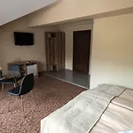 Etobicoke -стаи за гости Etropole